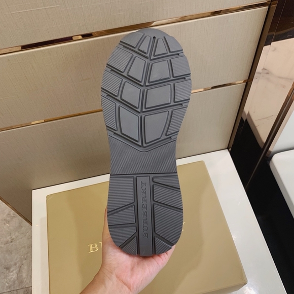 🌹🌹🌹burberry casual sneakers  leather - Picture 7 of 9